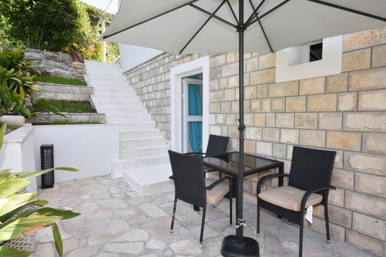Apartman Taraca Villa Knezevic Херцег-Нови Экстерьер фото